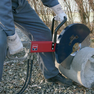 Alternative view of Handheld Hydraulic Cut-off Saw HCS14